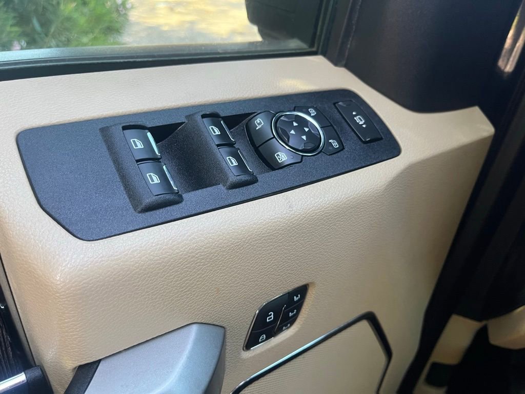 Used 2020 Ford F250 Lariat w/ Lariat Ultimate Package image 25