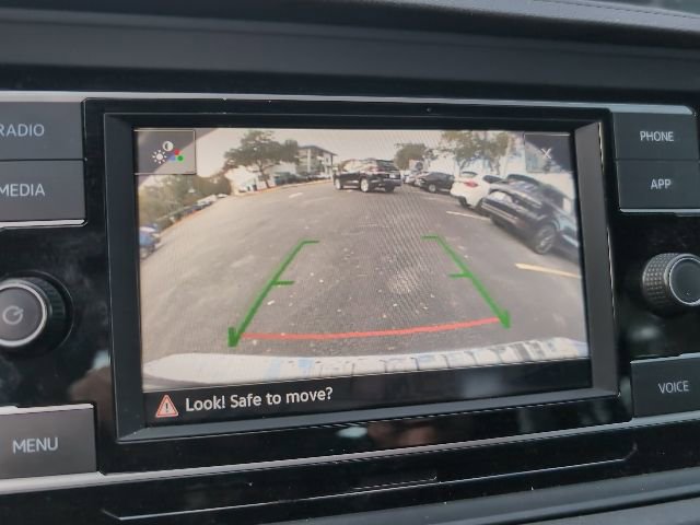 Used 2022 Volkswagen Jetta Sport image 17