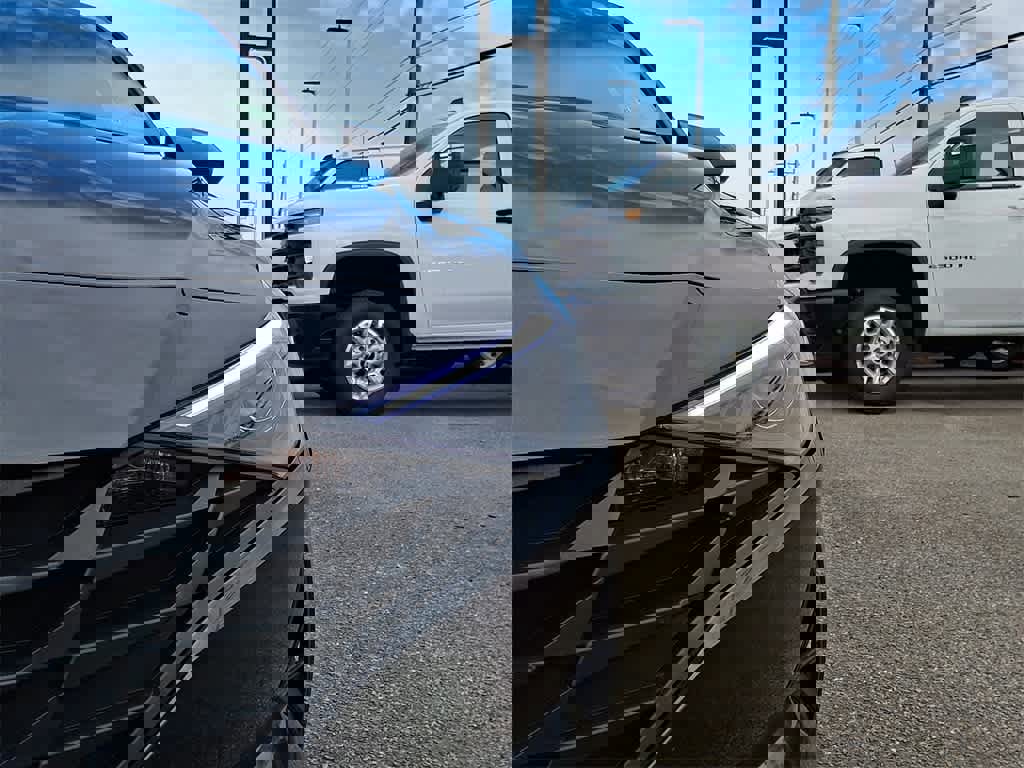 Used 2023 Hyundai Elantra SEL w/ Convenience Package image 9