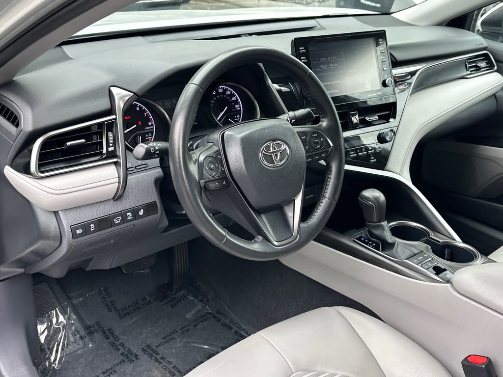 Used 2023 Toyota Camry SE w/ Cold Weather Package AWD/4WD image 18