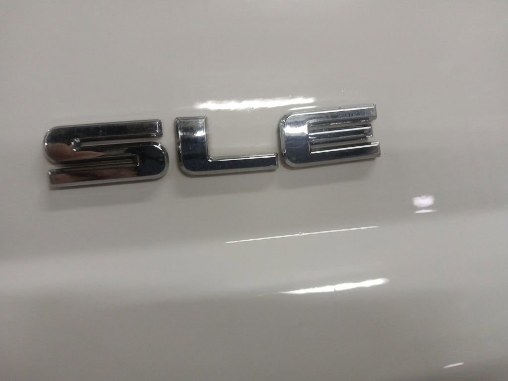 Used 2015 GMC Yukon XL SLE w/ Convenience Package image 13