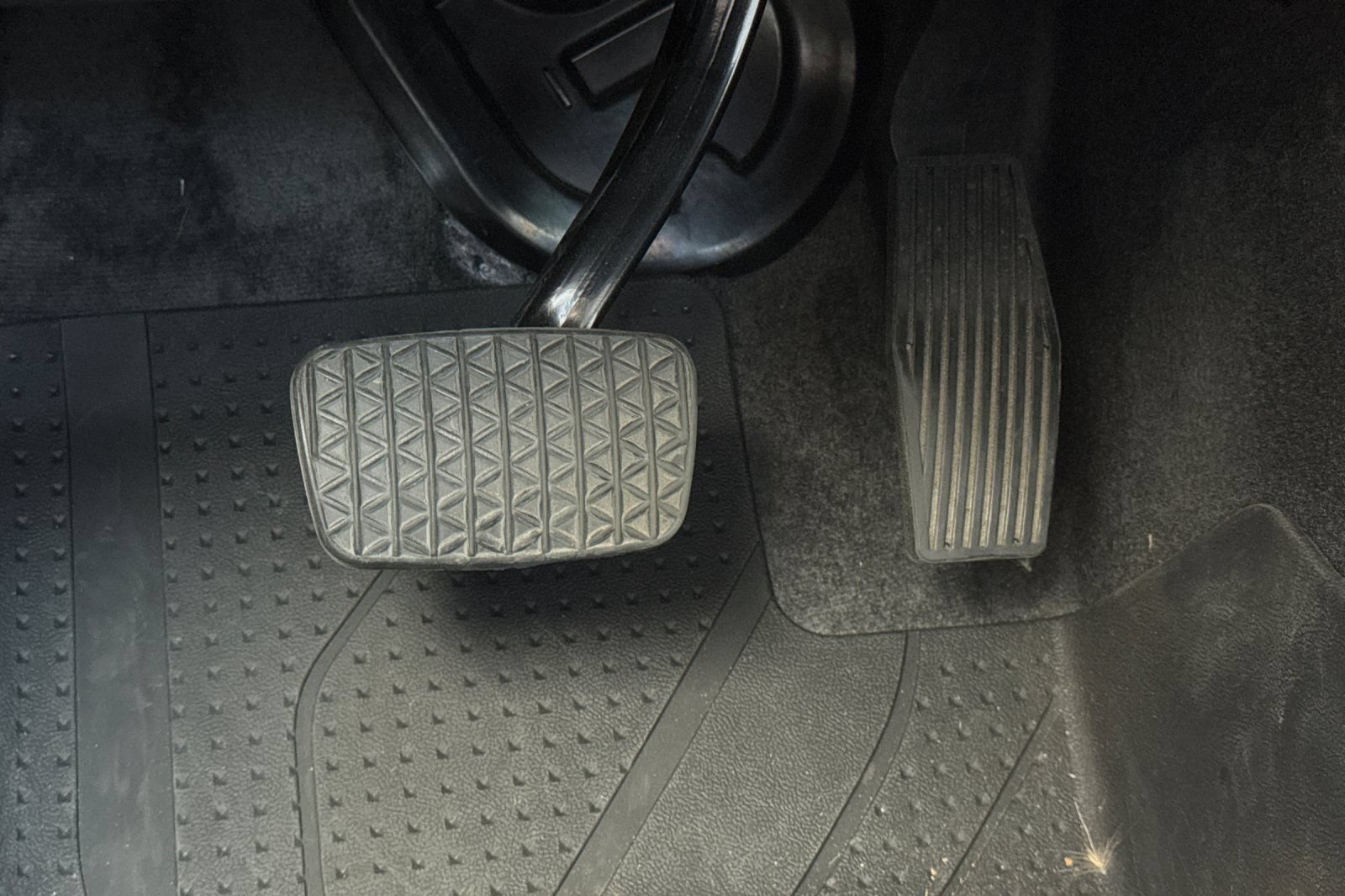 Used 2024 Chevrolet Malibu RS w/ LPO, Floor Liner Package FWD image 52