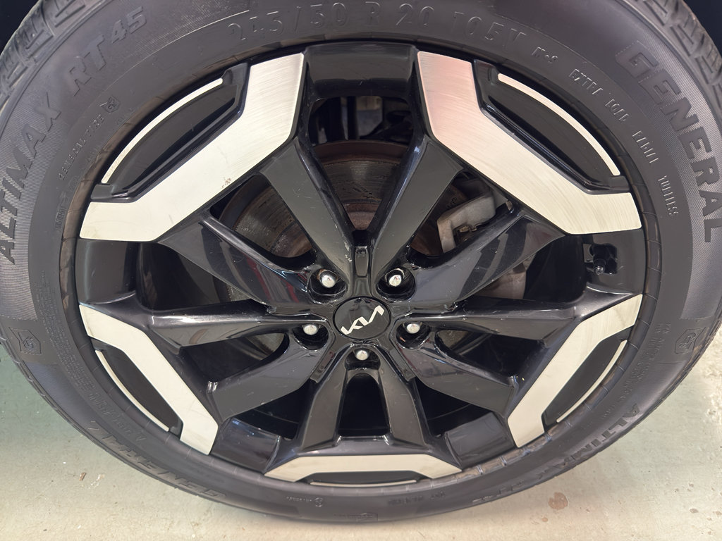 Used 2023 Kia Telluride S AWD/4WD image 35