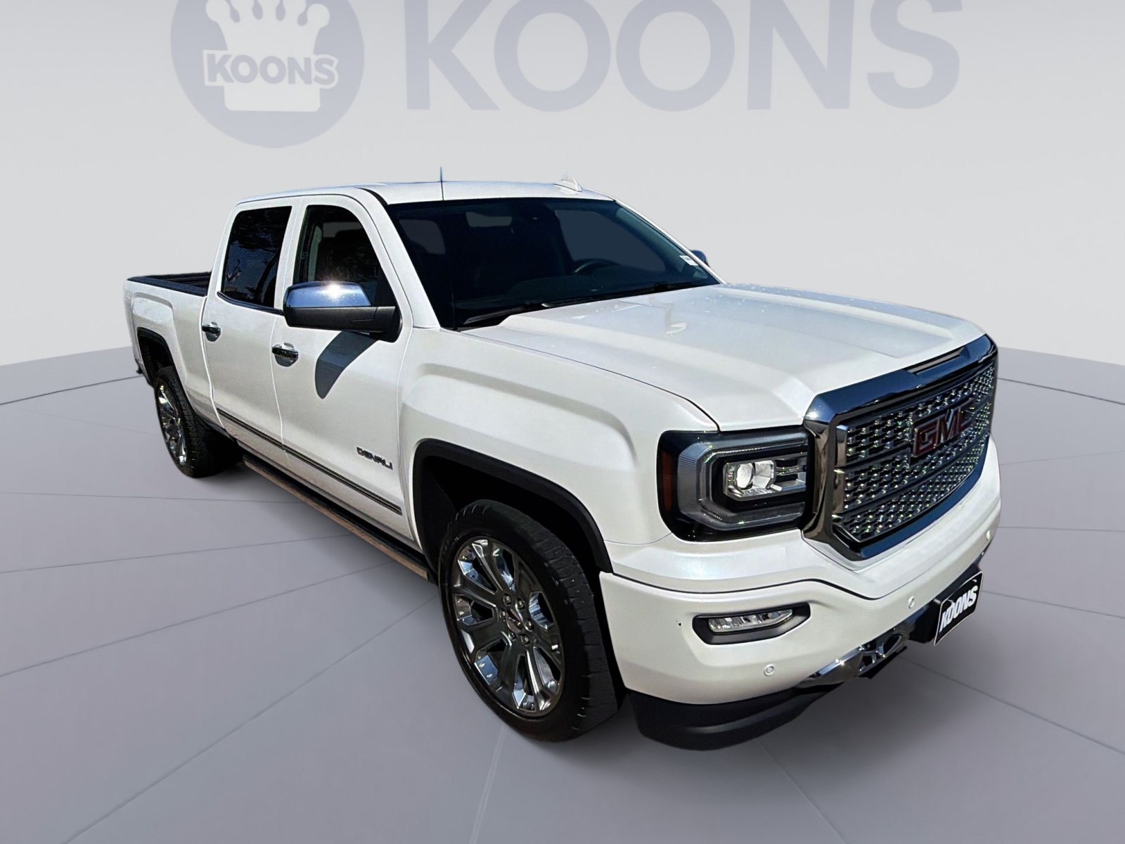 Used 2017 GMC Sierra 1500 Denali w/ Denali Ultimate Package AWD/4WD image 10