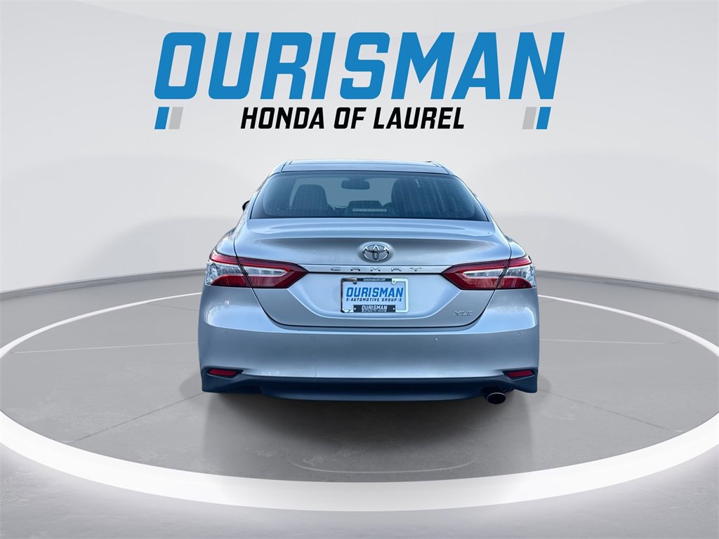 Used 2018 Toyota Camry XLE image 7