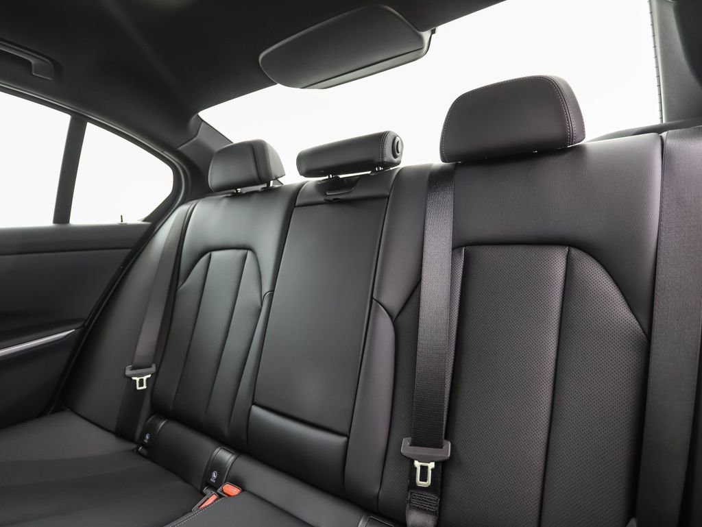 New 2026 BMW 330i xDrive Sedan w/ M Sport Package image 23