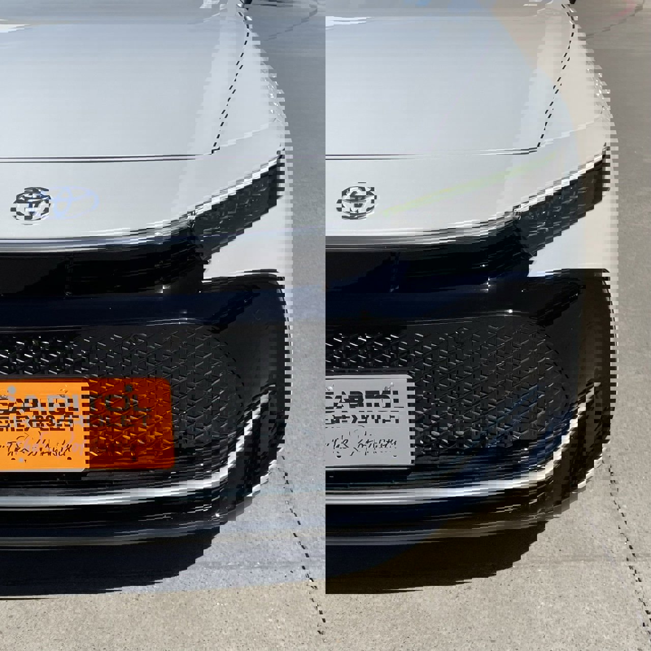 Used 2025 Toyota Crown Platinum image 9