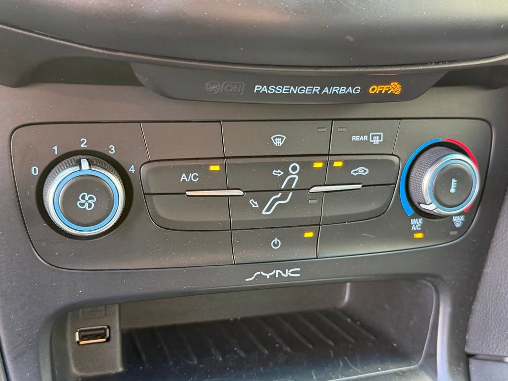 Used 2017 Ford Focus ST FWD image 18