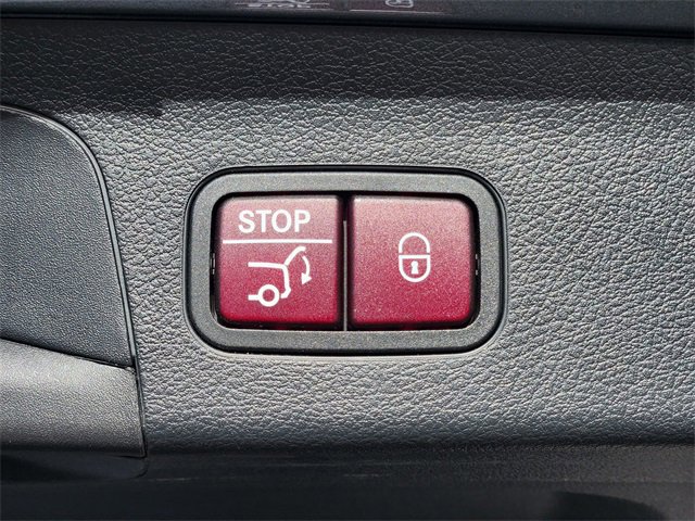 Certified 2023 Mercedes-Benz GLS 450 4MATIC image 17