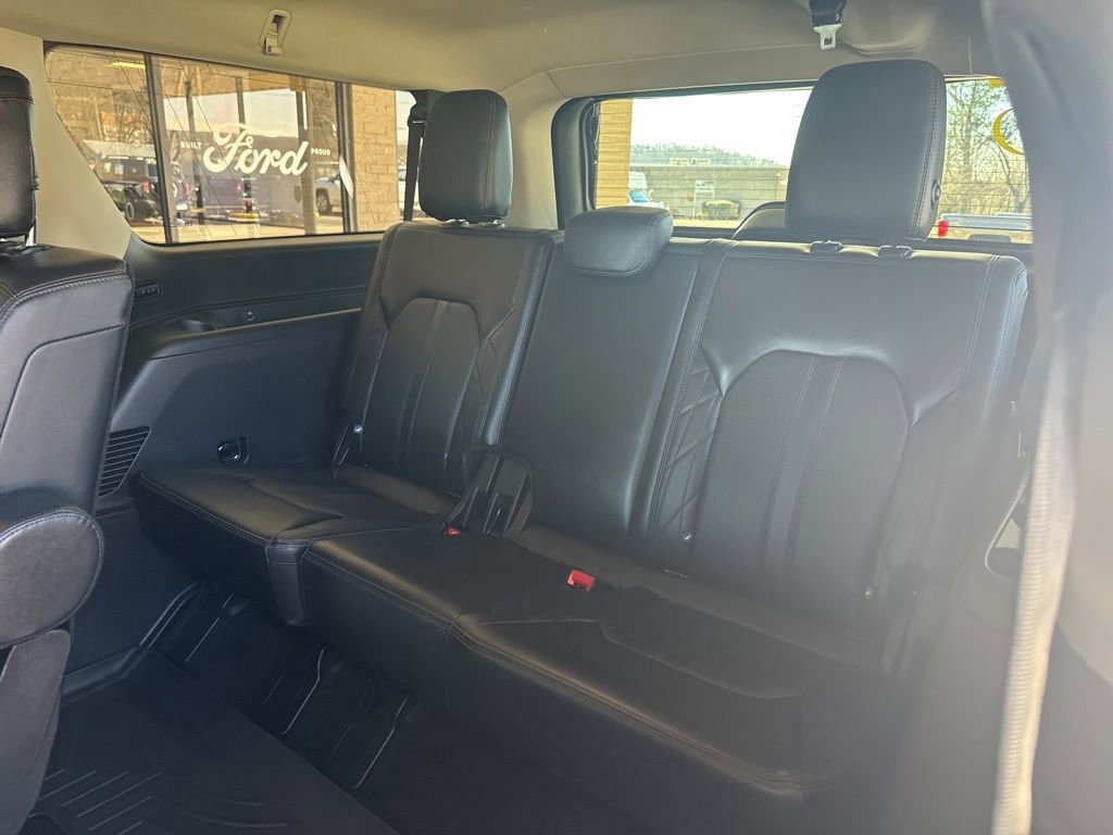 Used 2019 Ford Expedition Max Platinum AWD/4WD image 21