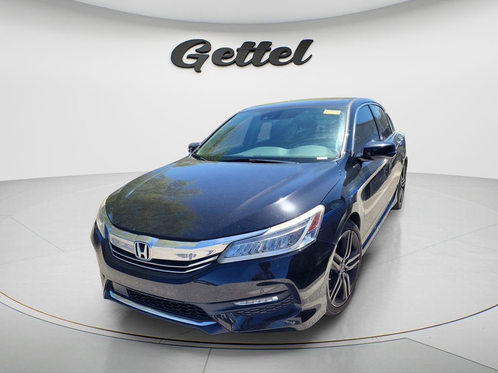 Used 2017 Honda Accord Touring image 29