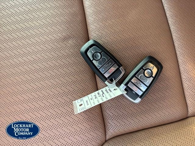 New 2025 Ford F250 King Ranch w/ Chrome Package image 29