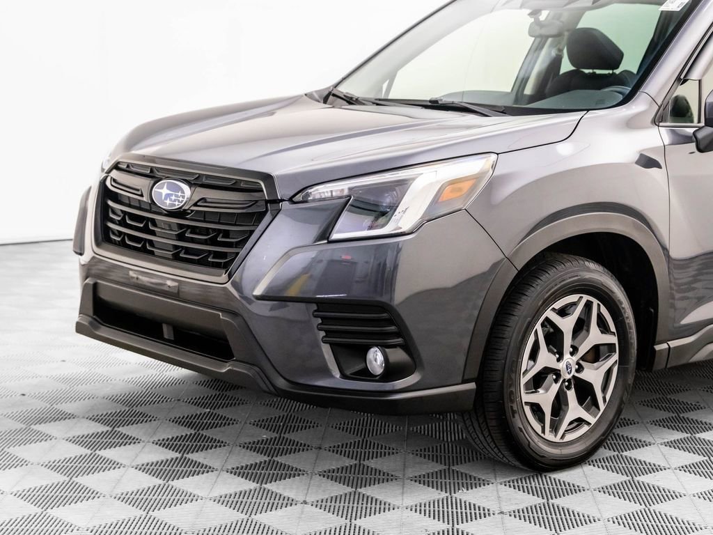 Used 2023 Subaru Forester Premium image 37