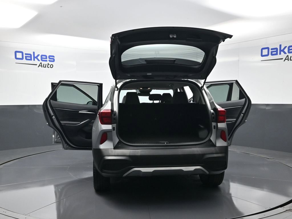 Used 2023 Kia Seltos LX image 54