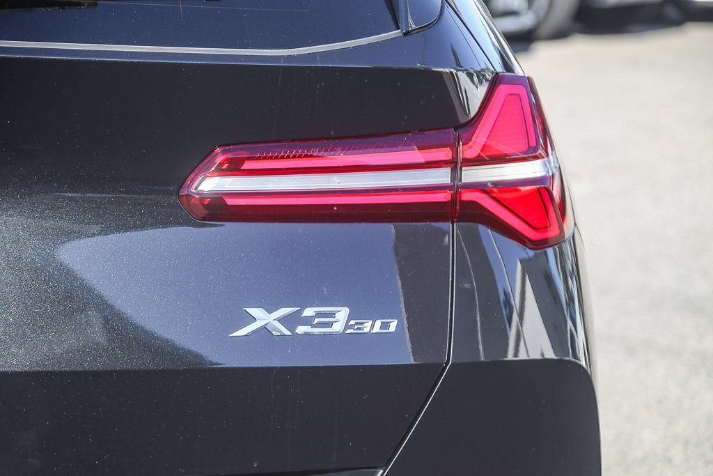 New 2026 BMW X3 xDrive30i w/ Premium Package AWD/4WD image 7