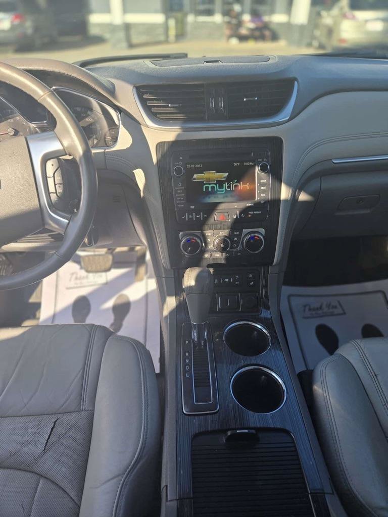 Used 2016 Chevrolet Traverse LTZ FWD image 13