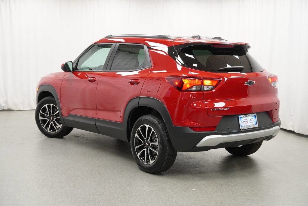 New 2026 Chevrolet TrailBlazer LT w/ LT Cold Weather Package FWD image 5