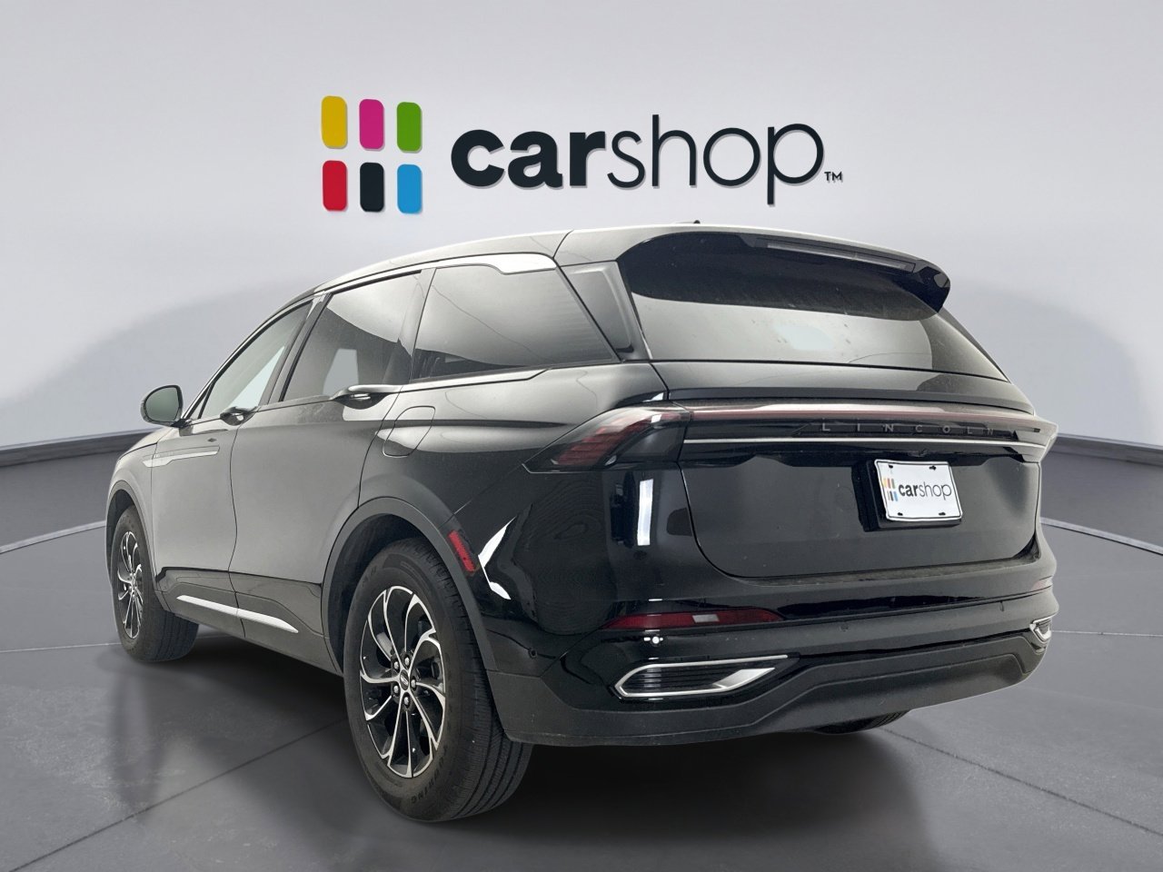 Used 2024 Lincoln Nautilus Premier w/ Equipment Group 102A image 3