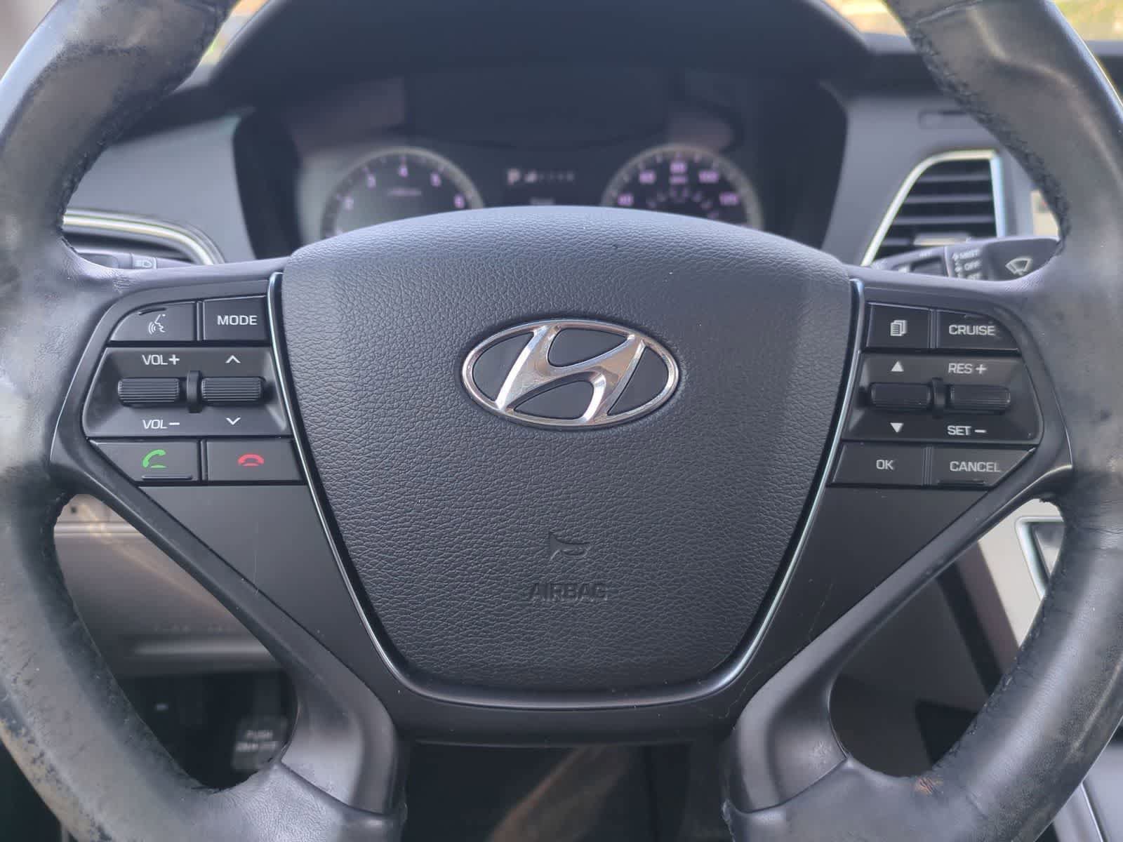 Used 2015 Hyundai Sonata Limited w/ Option Group 05 FWD image 24