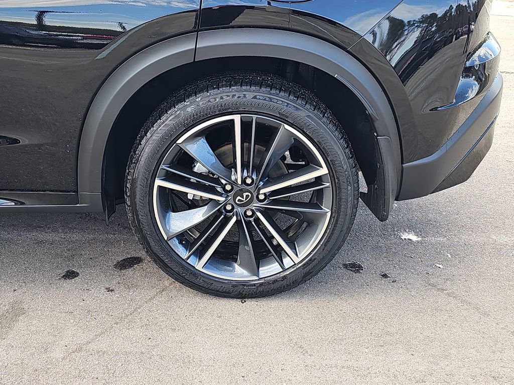 Used 2025 INFINITI QX55 Essential image 37