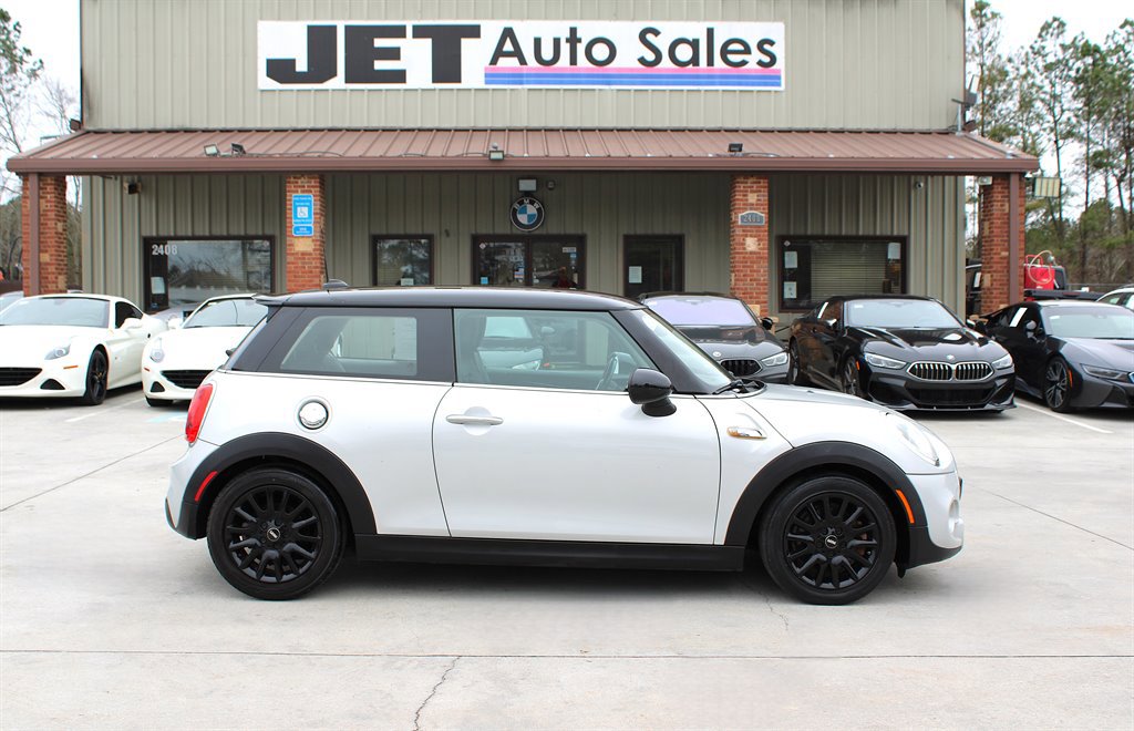 Used 2015 MINI Cooper S image 8