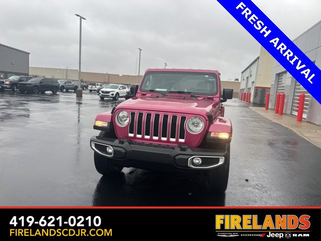 Used 2022 Jeep Wrangler Unlimited Sahara w/ Cold Weather Group image 5