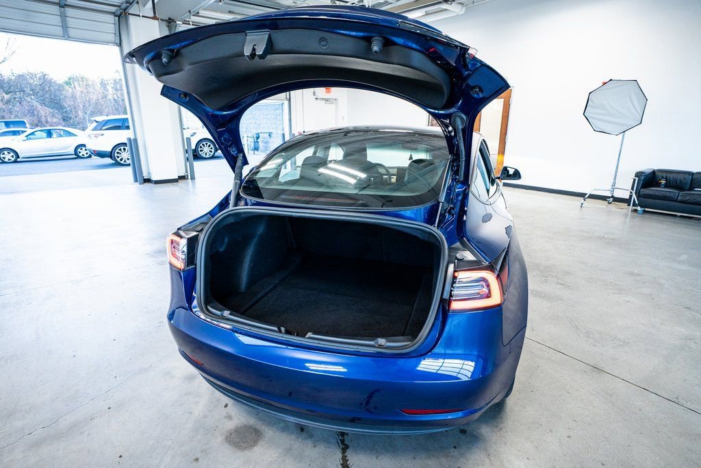 Used 2023 Tesla Model 3 Standard Range image 48
