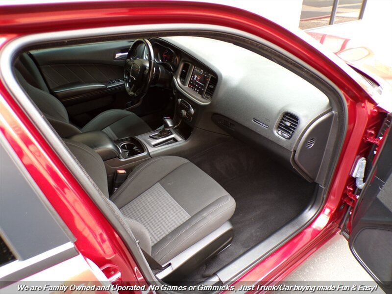 Used 2022 Dodge Charger GT w/ Driver Convenience Group RWD image 29