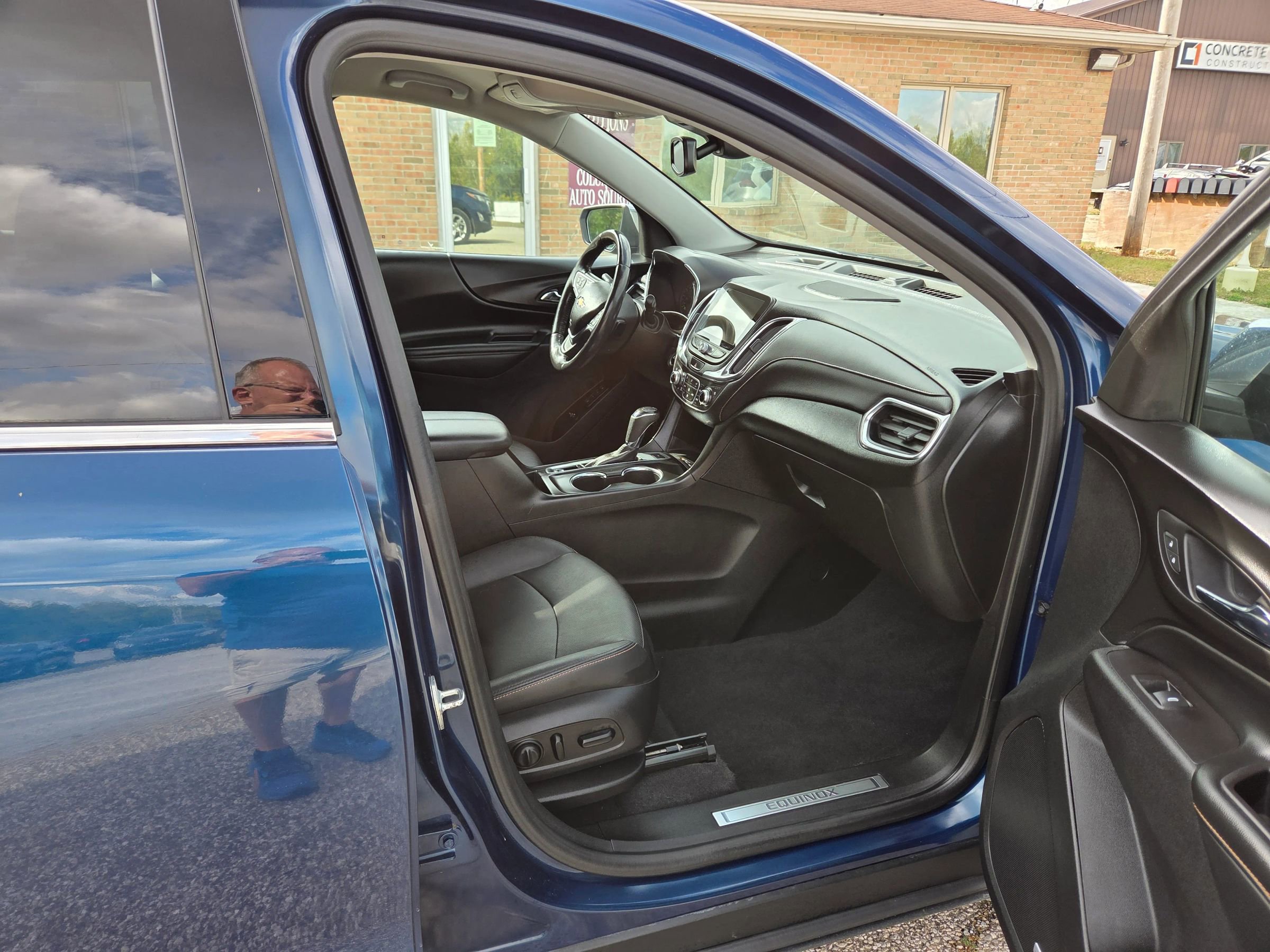 Used 2020 Chevrolet Equinox Premier image 20