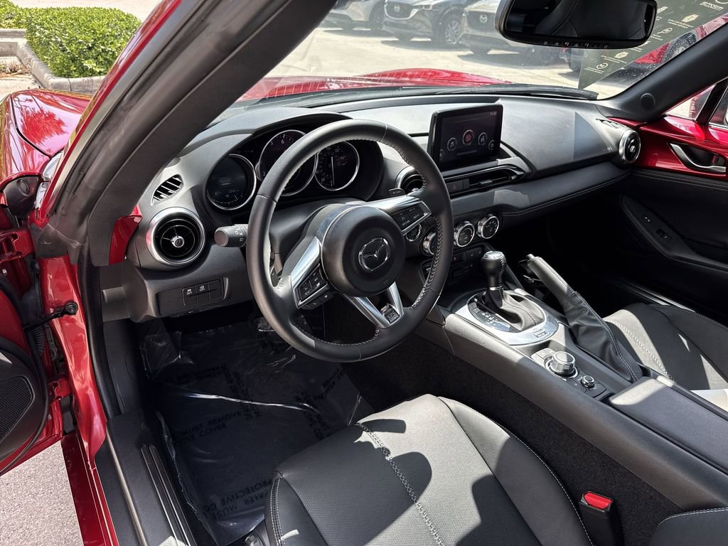 Used 2023 MAZDA MX-5 Miata Grand Touring w/ Weather Package RWD image 18