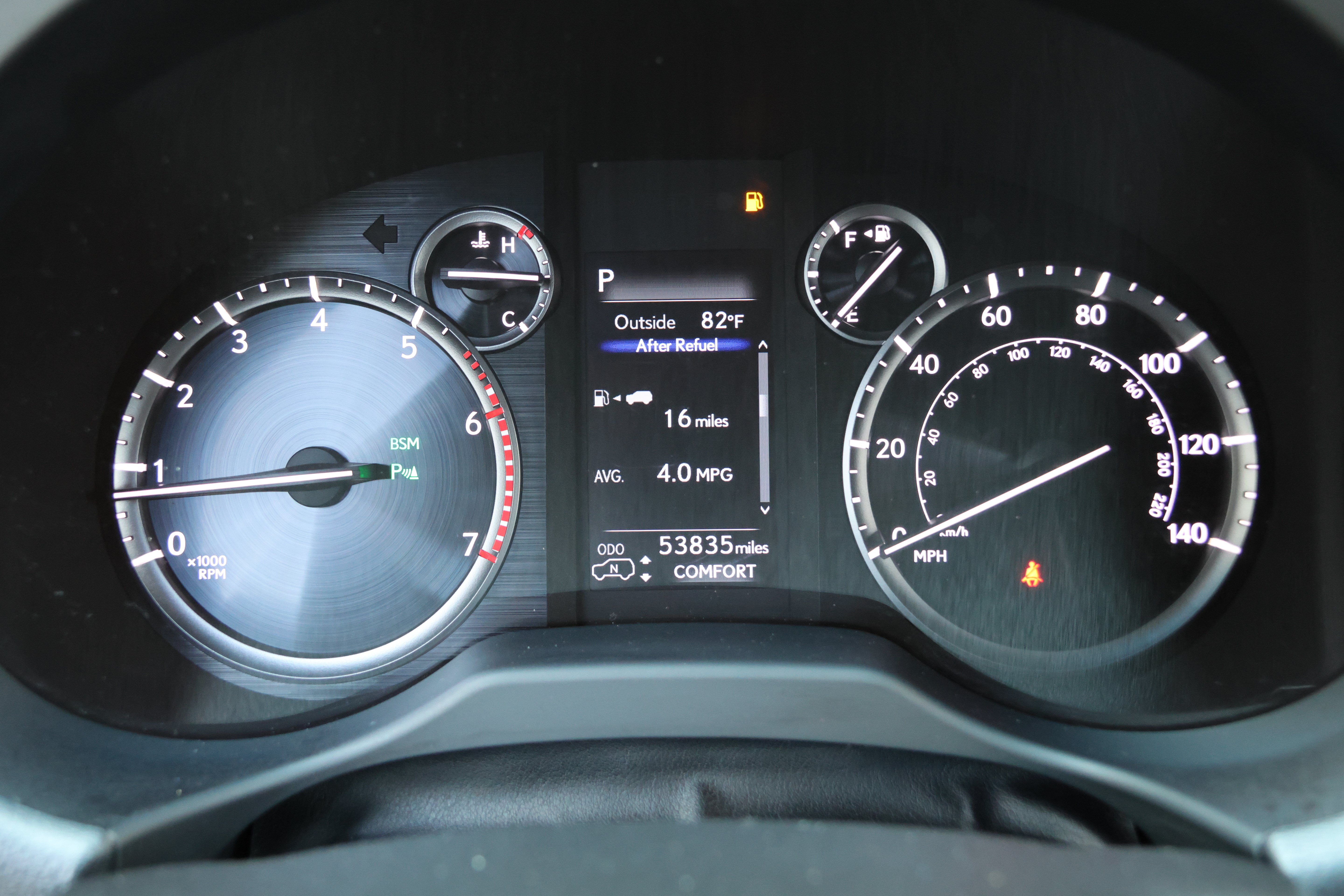 Certified 2023 Lexus GX 460 Luxury w/ Sport Design Package AWD/4WD image 17