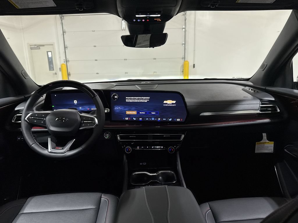 New 2026 Chevrolet Traverse Z71 w/ Enhanced Driving Package AWD/4WD image 10