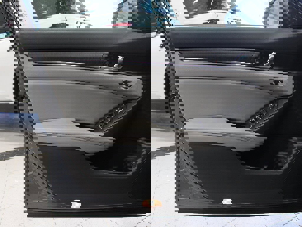 Certified 2019 Honda Accord EX-L image 14