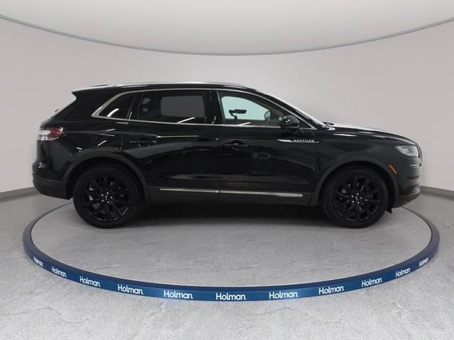 Used 2023 Lincoln Nautilus Reserve w/ Monochromatic Package AWD/4WD image 5