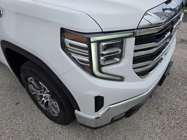Used 2026 GMC Sierra 1500 SLT RWD image 9