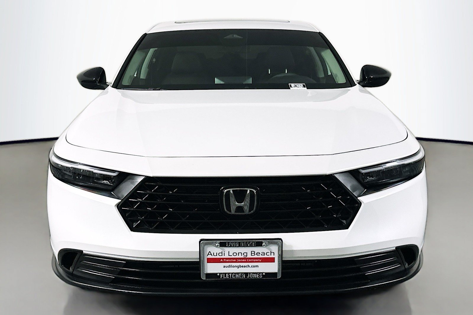 Used 2025 Honda Accord SE image 2