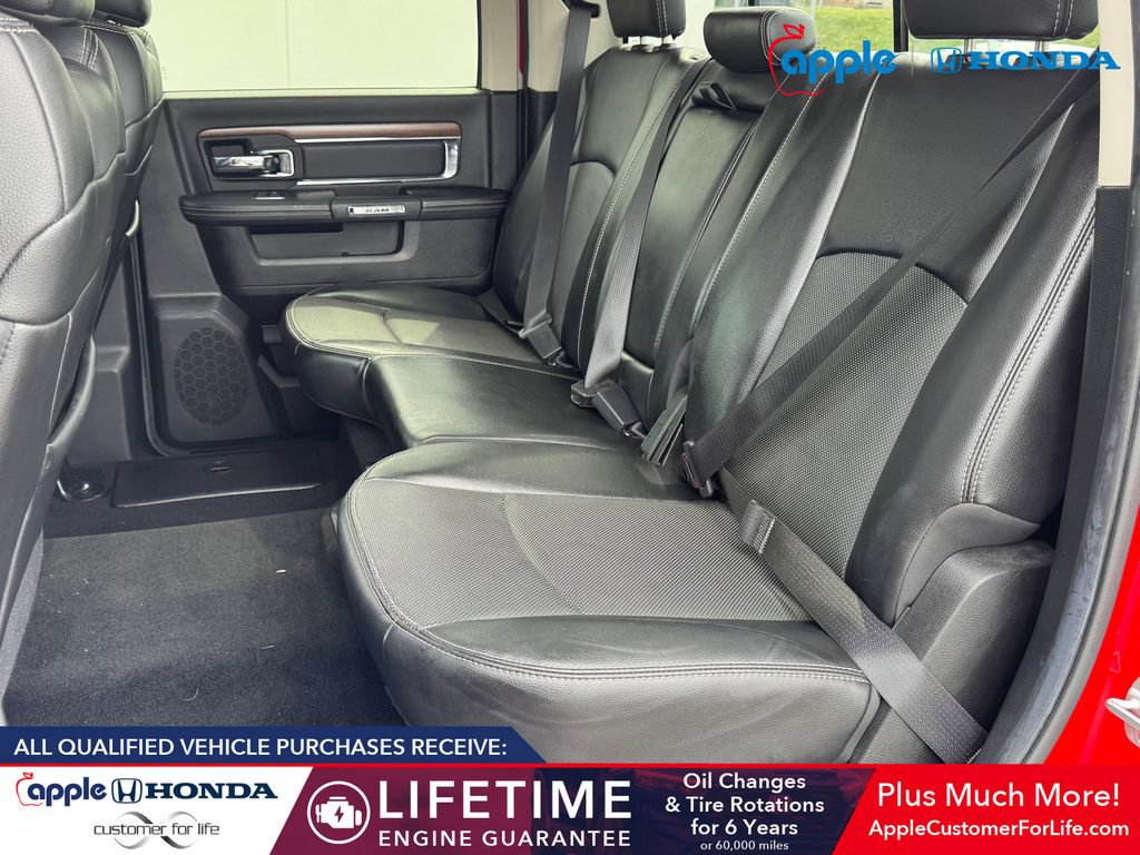 Used 2014 RAM 1500 Laramie RWD image 19