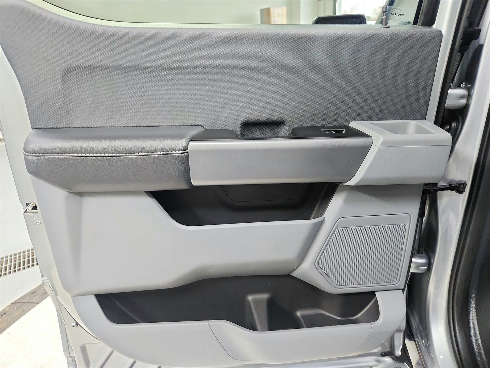 Used 2023 Ford F150 XLT w/ XTR Package image 34