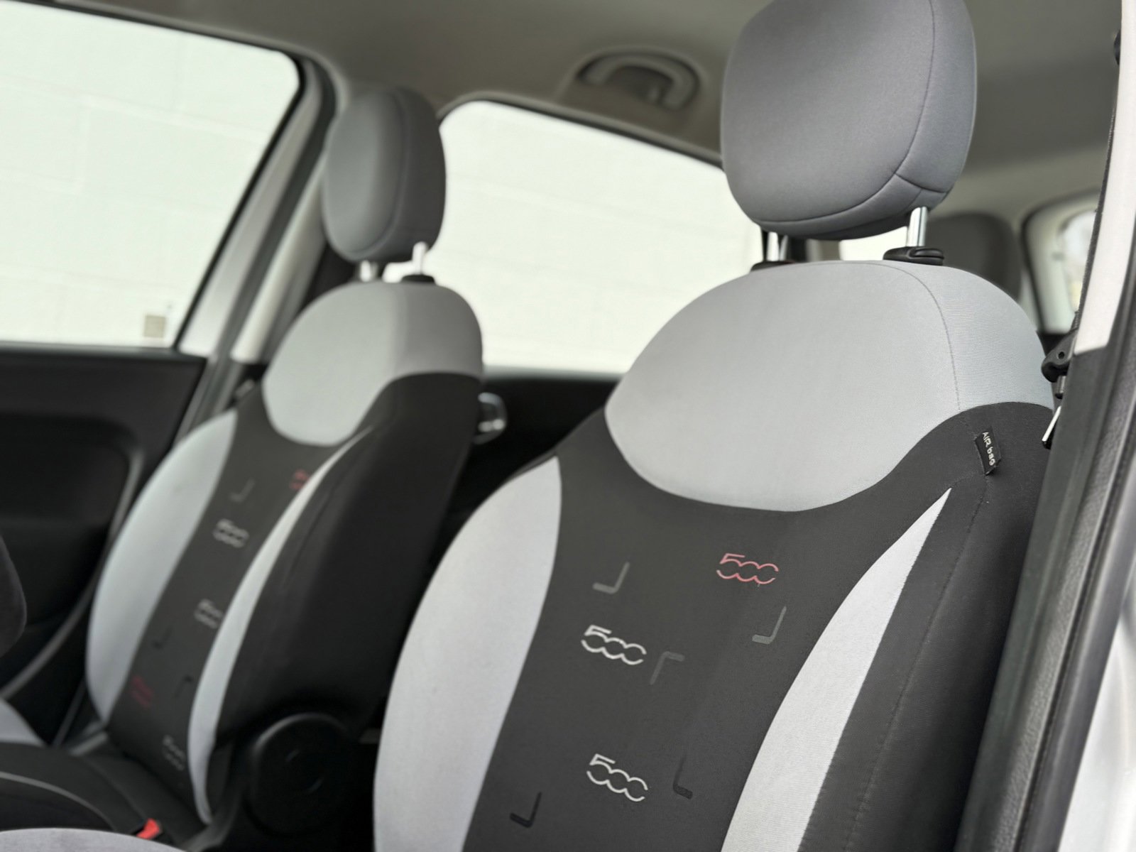 Used 2015 FIAT 500L Pop FWD image 17