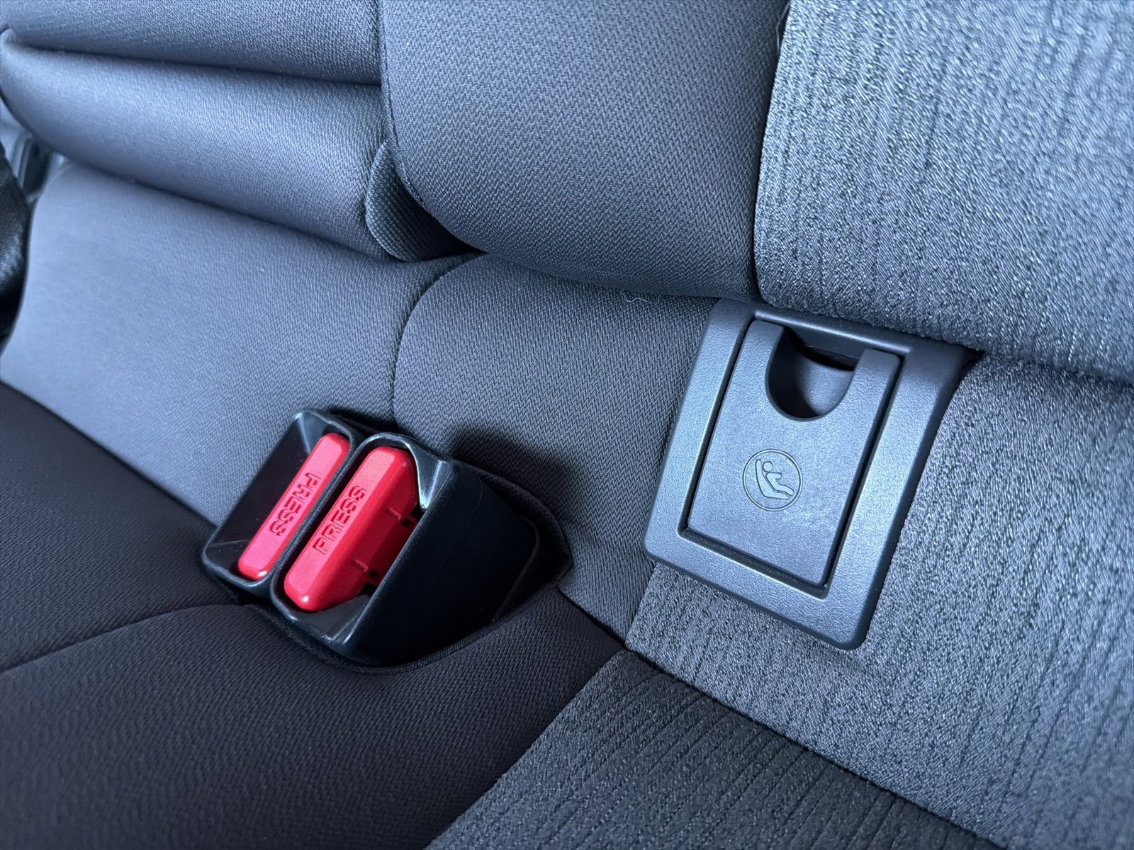 Used 2020 Toyota Camry LE image 73