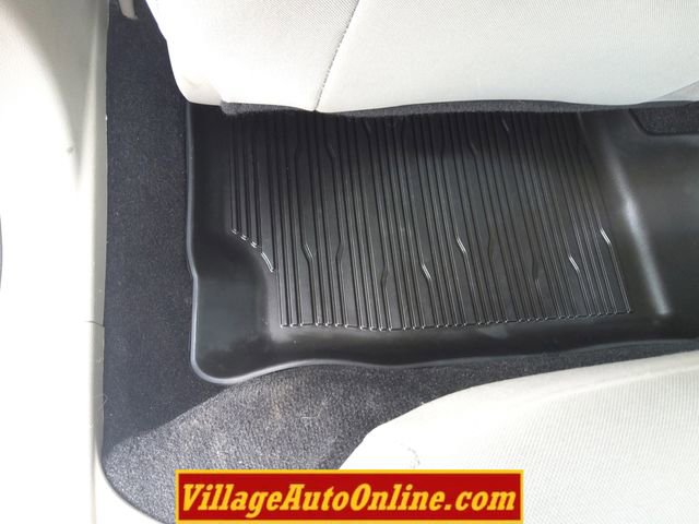 Used 2020 Ford Fusion SE image 30