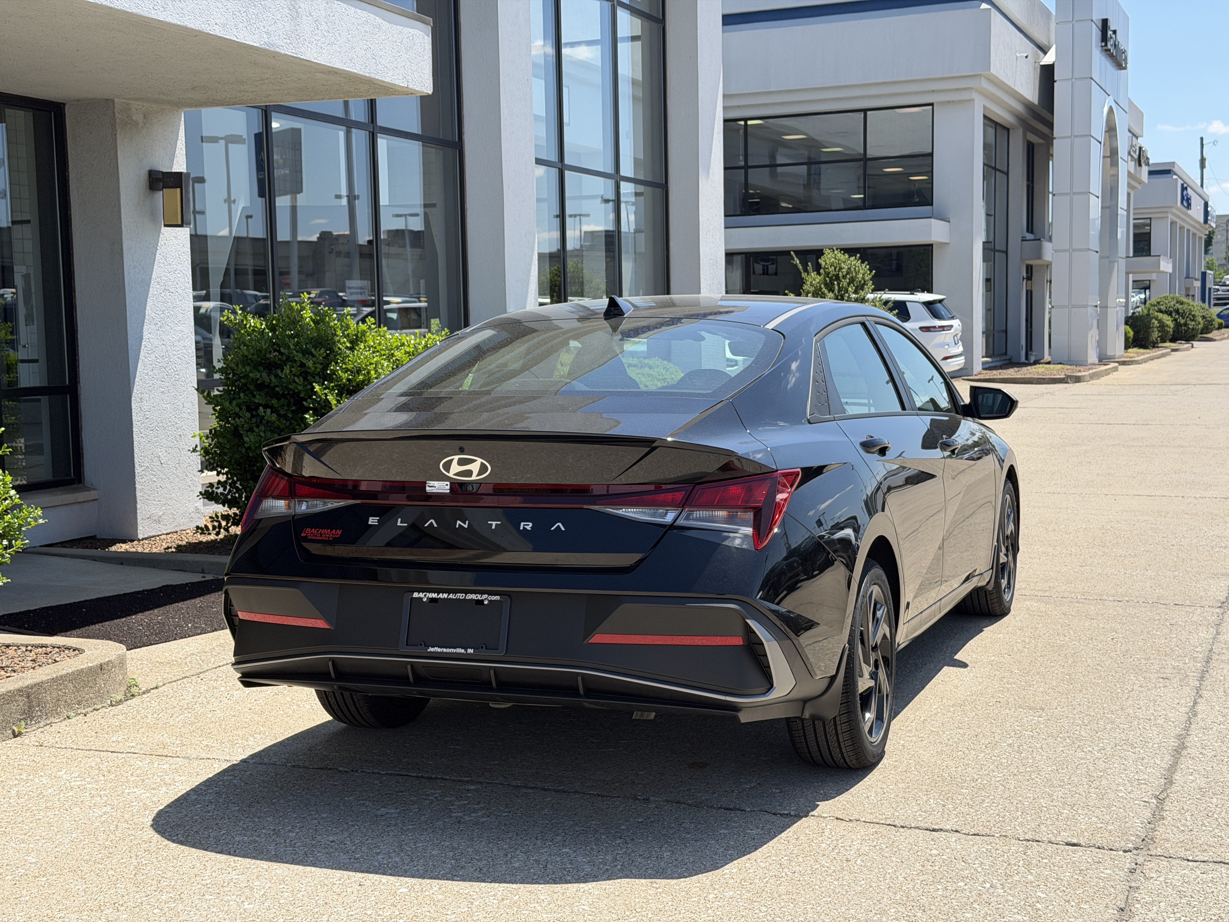 Used 2026 Hyundai Elantra Sport FWD image 5