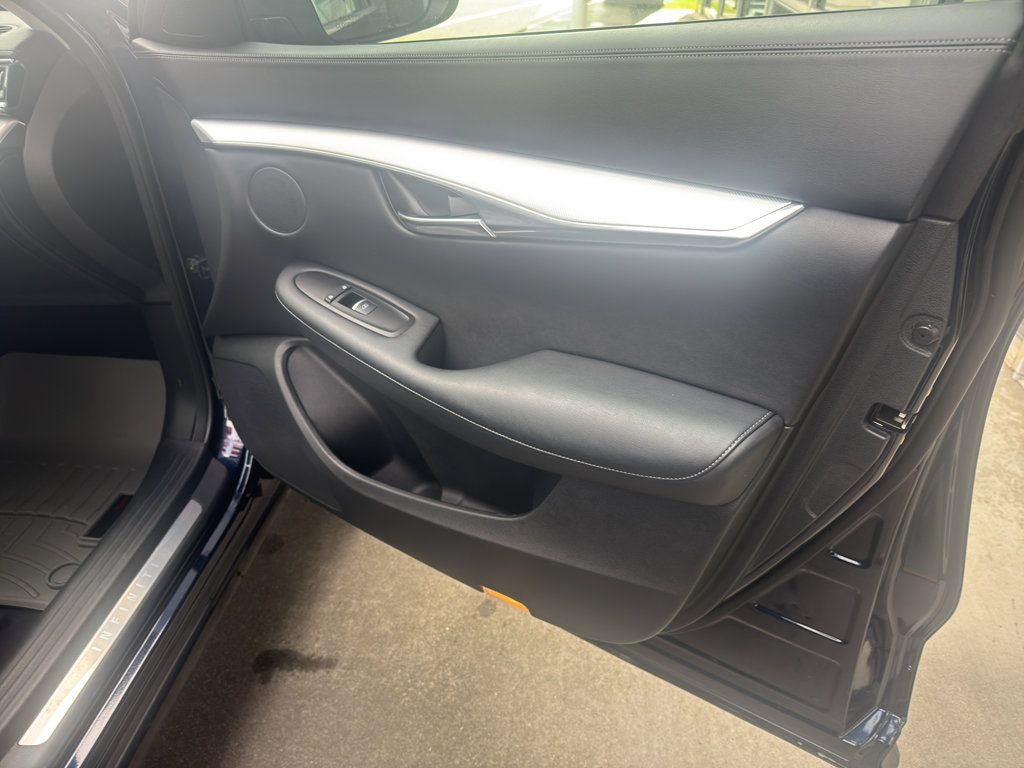 Used 2020 INFINITI QX50 Luxe w/ Navigation Package image 19