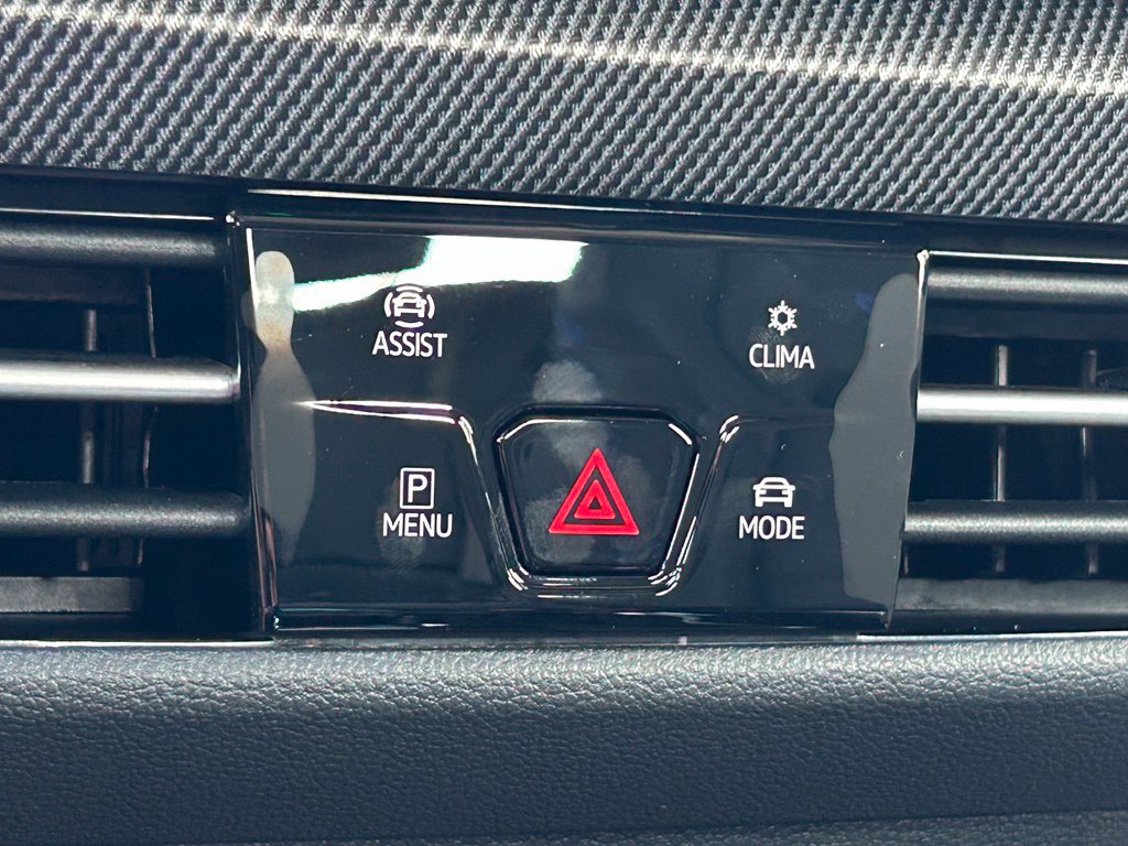 New 2026 Volkswagen Golf AWD/4WD image 32