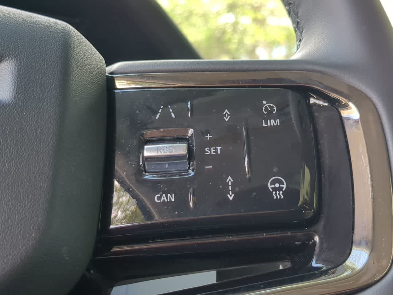 New 2025 Land Rover Range Rover Evoque S AWD/4WD image 27