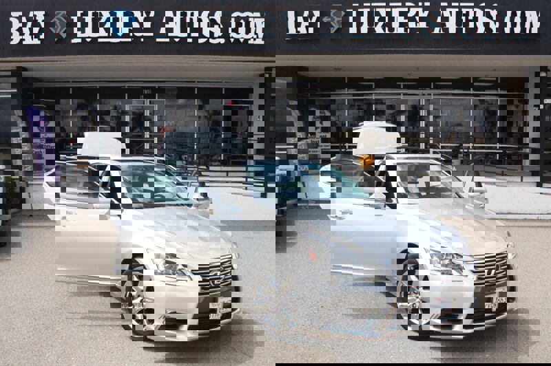 Used 2013 Lexus LS 460 w/ Comfort Pkg image 35