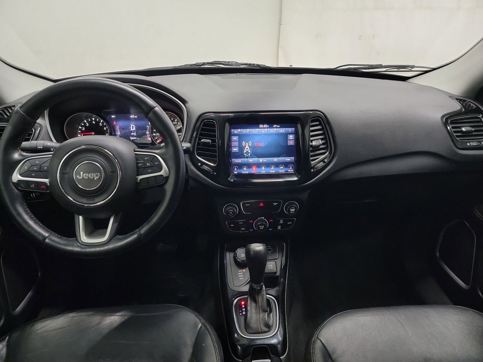 Used 2018 Jeep Compass Limited w/ Navigation Group image 15