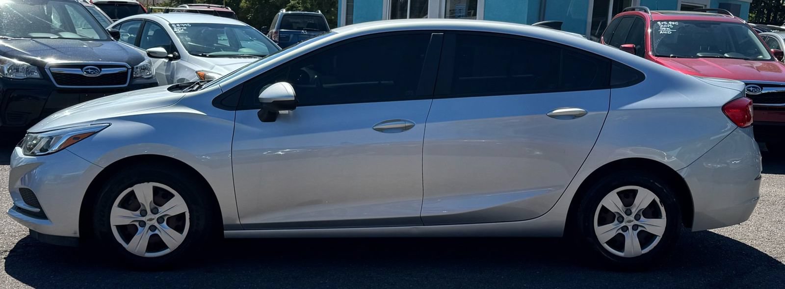 Used 2017 Chevrolet Cruze LS FWD image 5