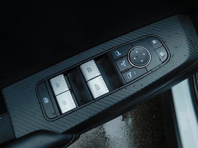 Used 2024 Mitsubishi Outlander SE image 30