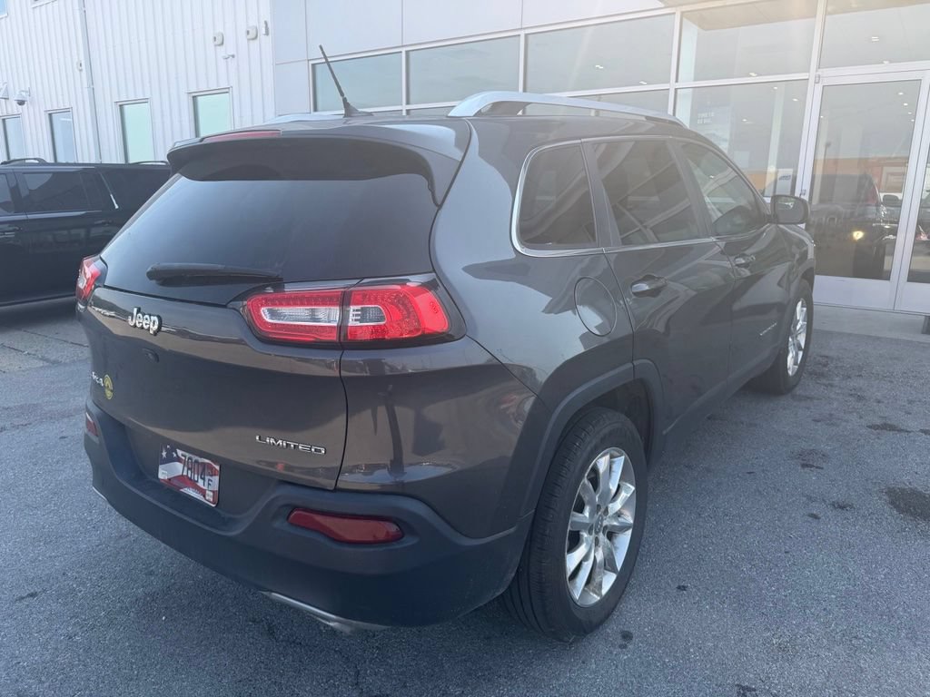 Used 2015 Jeep Cherokee Limited AWD/4WD image 4